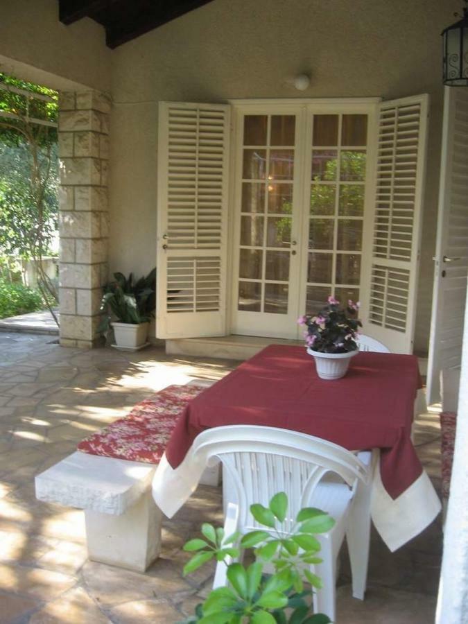 Holiday Home Marko - 70M From Sea Оребич Экстерьер фото
